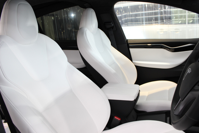 テスラ モデルX シートコーティング 運転席