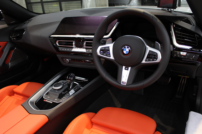 BMW Z4 アルピンホワイト 内装コーティング