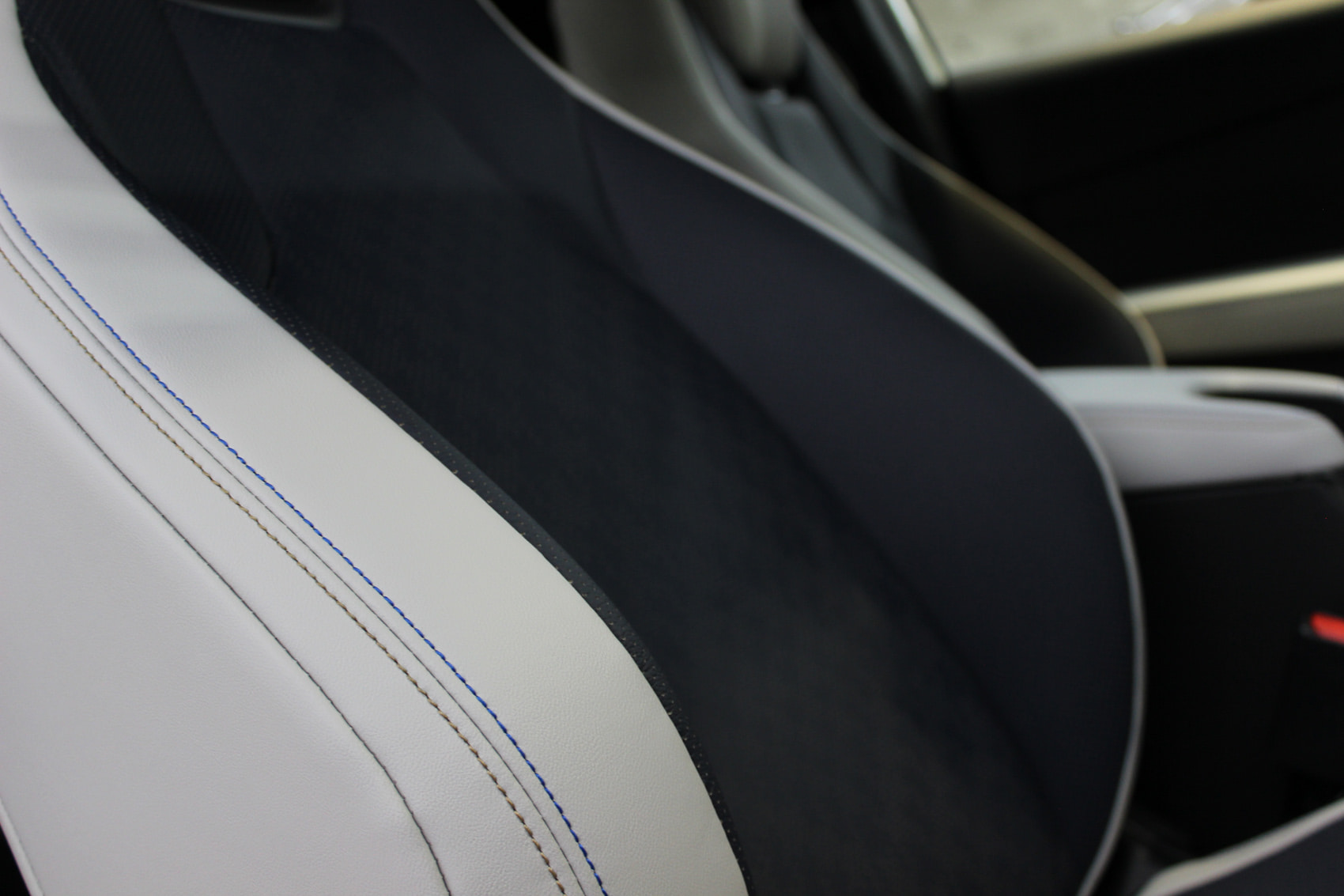 ホンダ プレリュード ムーンリットホワイトパール シートコーティング